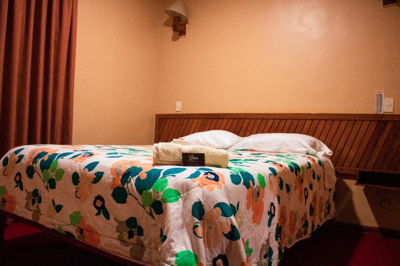 Hotel La Casona De Alpamayo Уарас Экстерьер фото