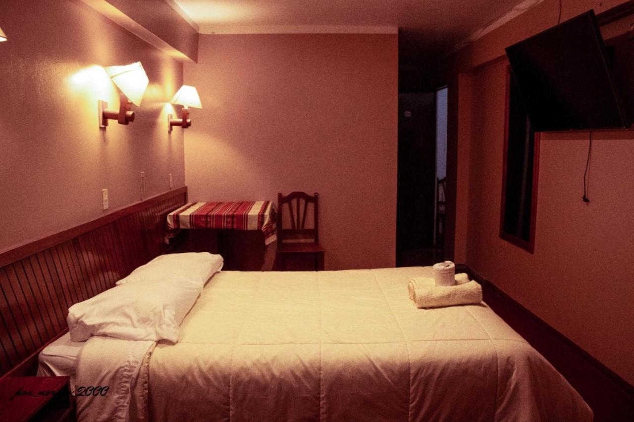 Hotel La Casona De Alpamayo Уарас Экстерьер фото